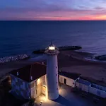 Cozy Seaview Flat - Beahost
